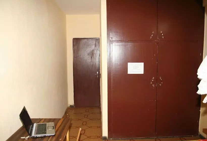 اتاق استاندارد یک نفره, Elite Hotel