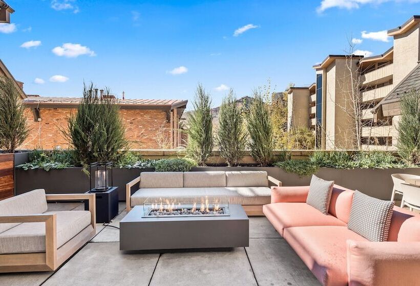 5침실 아파트, Four Seasons Resort Vail