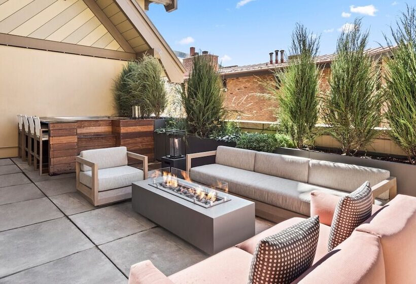 5침실 아파트, Four Seasons Resort Vail