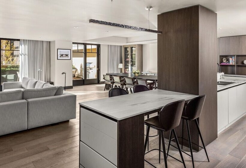 5침실 아파트, Four Seasons Resort Vail