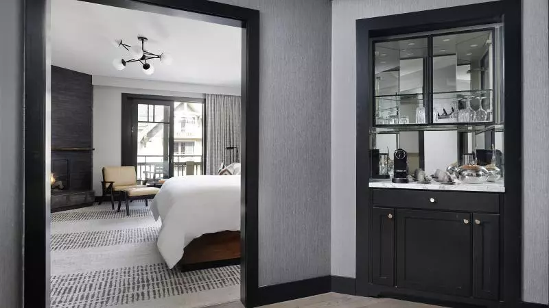 اتاق استاندارد با تخت بزرگ, Four Seasons Resort Vail