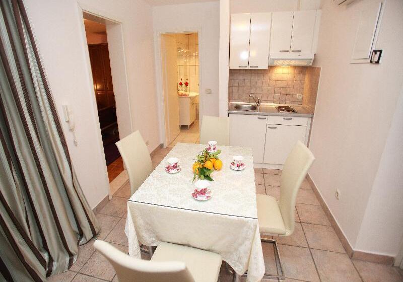 침실 4개 아파트, Four Seasons Resort Vail