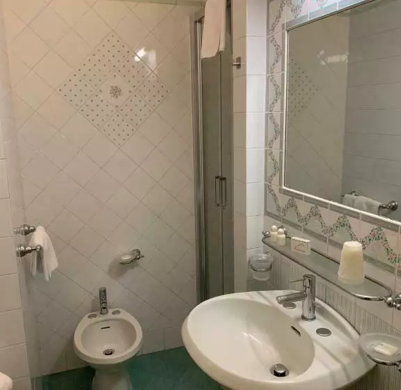 اتاق استاندارد, Grand Hotel La Playa