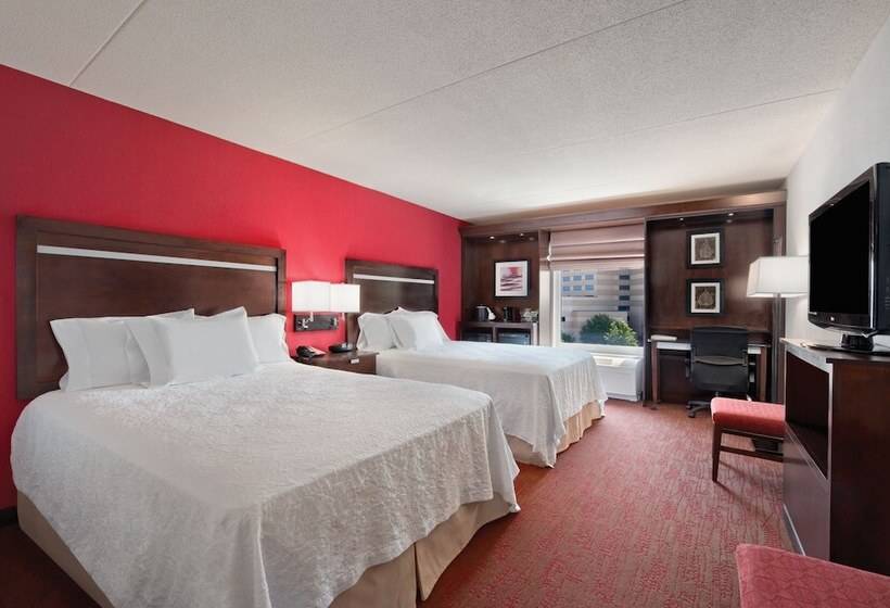 חדר סטנדרט, Hampton Inn & Suites Detroit / Airport   Romulus