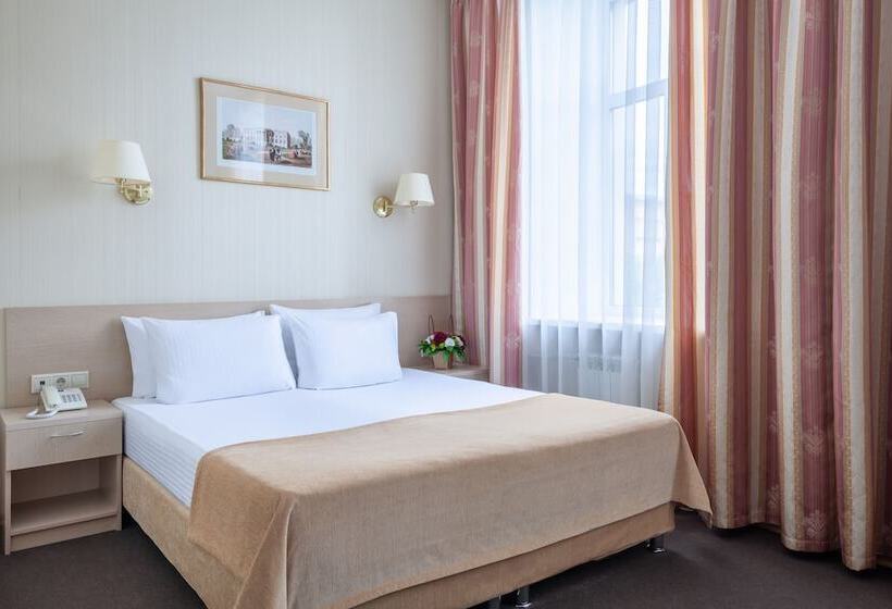 Quarto Estandar, Bristol