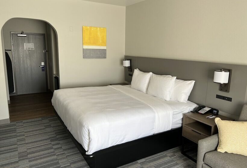 סוויטה מותאמת לאדם עם מוגבלויות, Comfort Inn & Suites