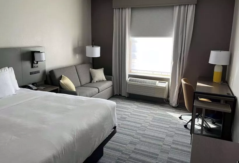 سوئیت برای معلولان, Comfort Inn & Suites