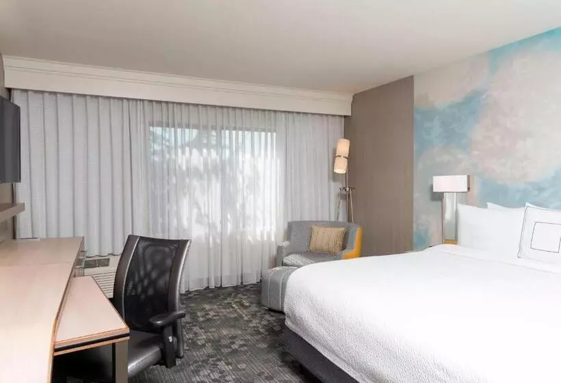 キングサイズベッドのスタンダードルーム, Courtyard By Marriott Livermore