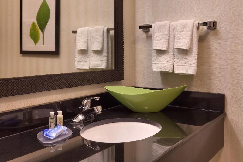 غرفة قياسية سرير كينج, Fairfield Inn And Suites By Marriott Laramie