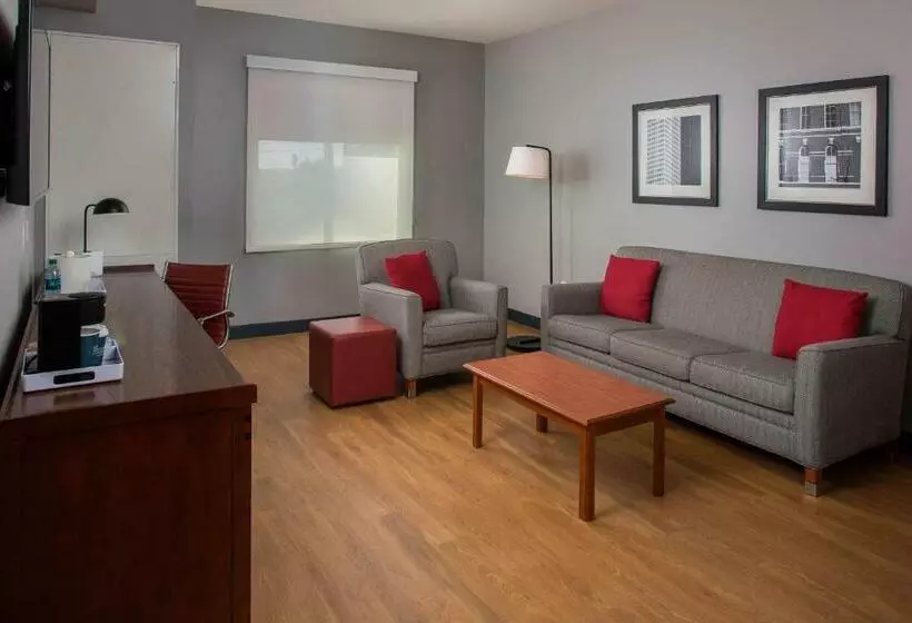 キングサイズベッドのエクゼクティブ, Four Points By Sheraton Houston Hobby Airport