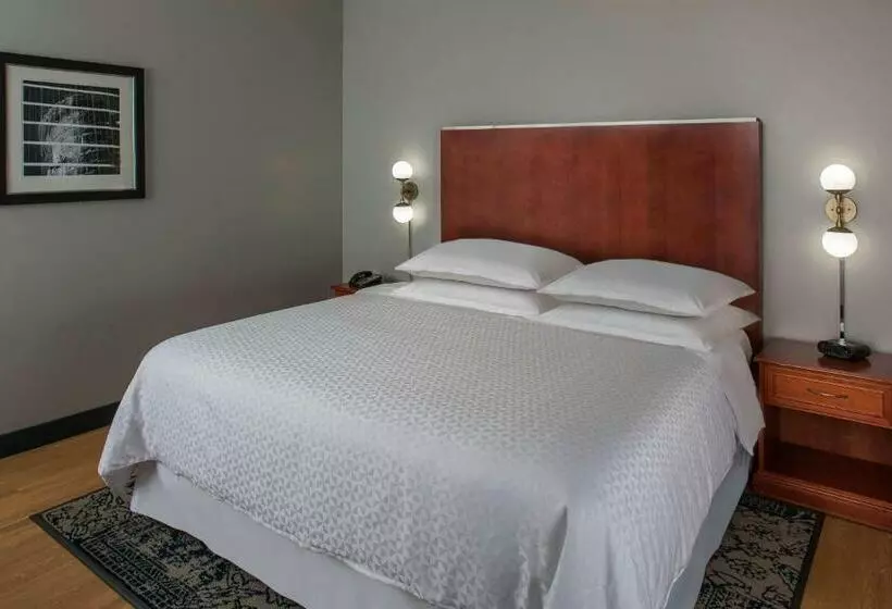 キングサイズベッドのエクゼクティブ, Four Points By Sheraton Houston Hobby Airport