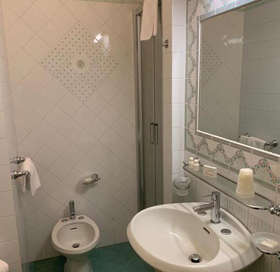 Номер Стандарт Вид на Море, Grand Hotel La Playa