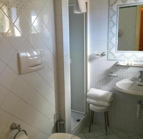 Номер Стандарт с Балконом, Grand Hotel La Playa