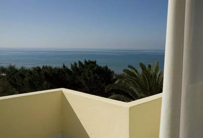 اتاق استاندارد با چشمانداز دریا, Grand Hotel La Playa