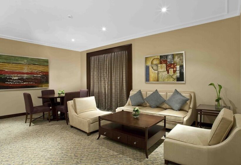 جناح, Kharkiv Palace