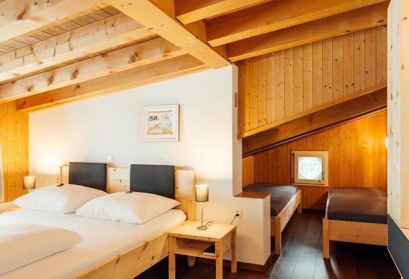 스탠다드 룸, Krüzli   Dapi 1914