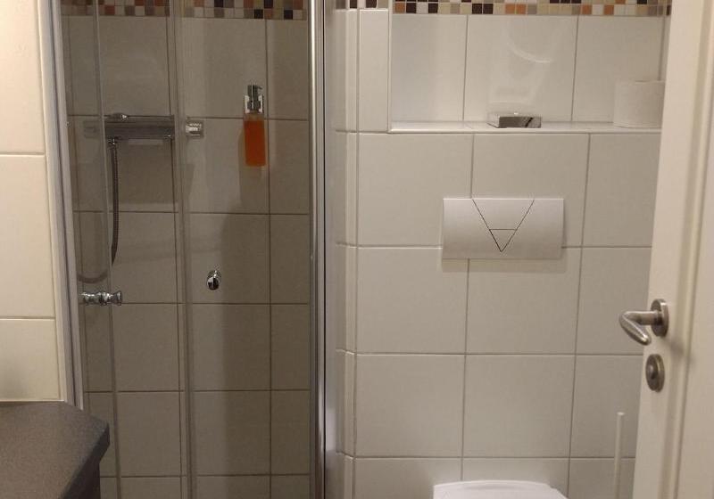 适合残疾人士使用的带超级大床的标准间, La Quinta By Wyndham Hopkinsville