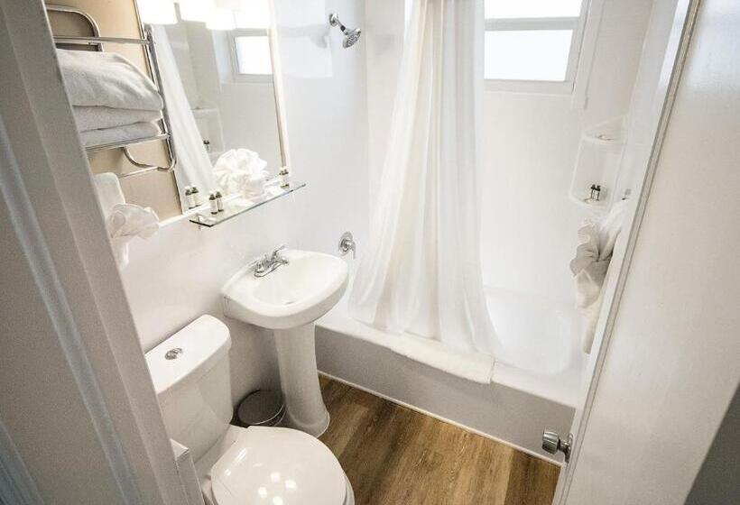 스탠다드 스튜디오, Ocean Reef Suites