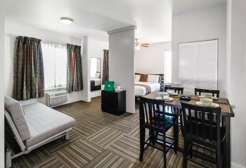 سوییت, Ocean Reef Suites