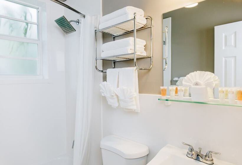 스위트, Ocean Reef Suites