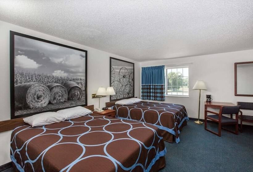 스탠다드 스튜디오, Super 8 By Wyndham Ida Grove