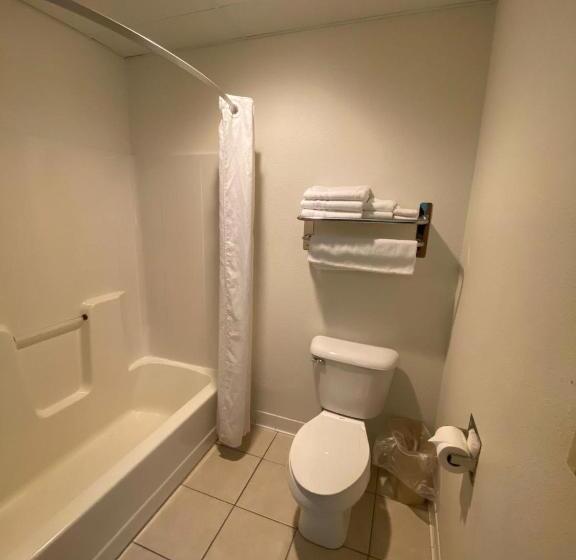 스탠다드 룸 킹사이즈 침대, Super 8 By Wyndham Ida Grove