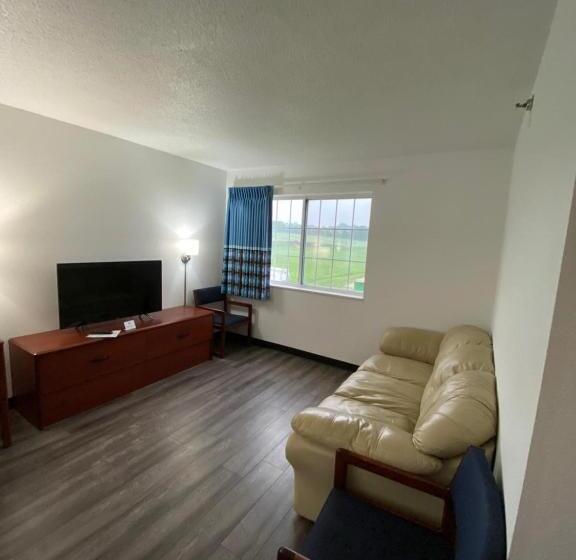 디럭스 스위트 킹 침대, Super 8 By Wyndham Ida Grove