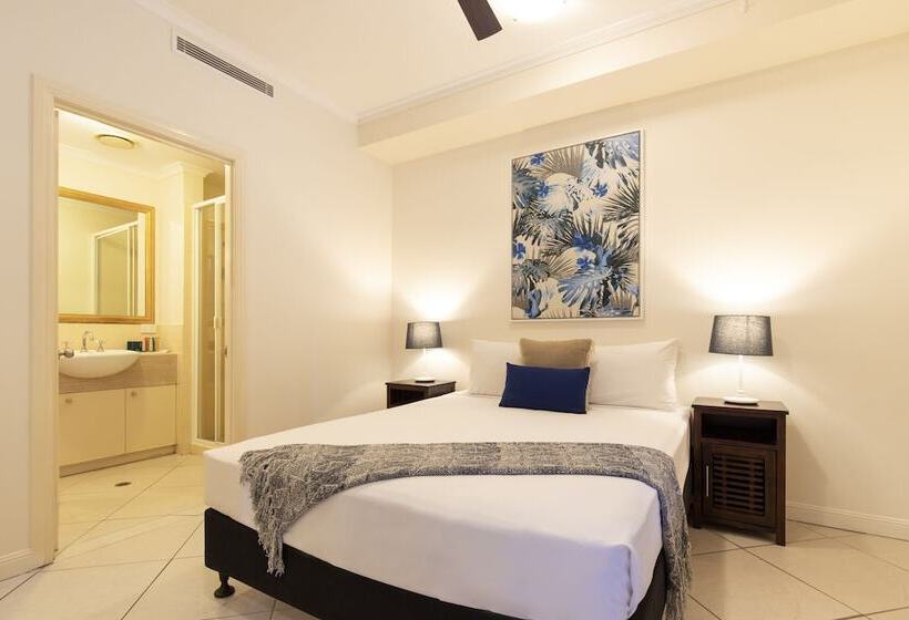 Люкс, The Mediterranean Port Douglas