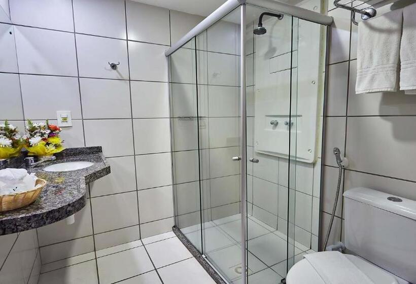 חדר סטנדרט לשלושה, Villa Park