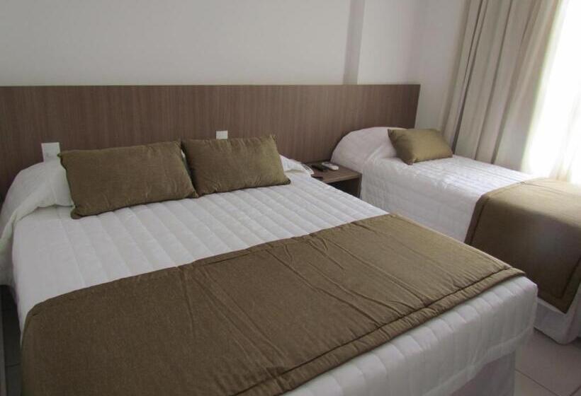 חדר סטנדרט לשלושה, Villa Park