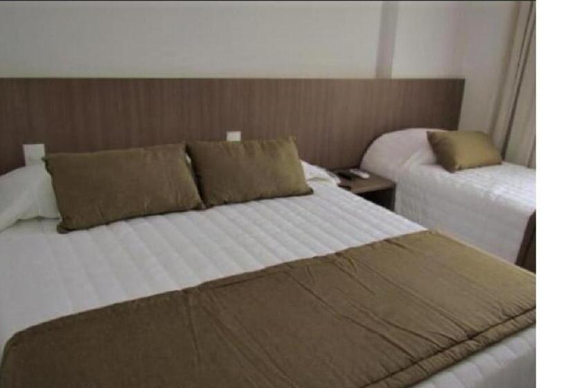 חדר סטנדרט לשלושה, Villa Park