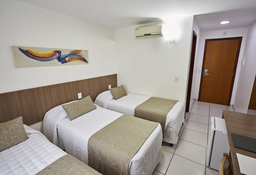 חדר סטנדרט לשלושה, Villa Park