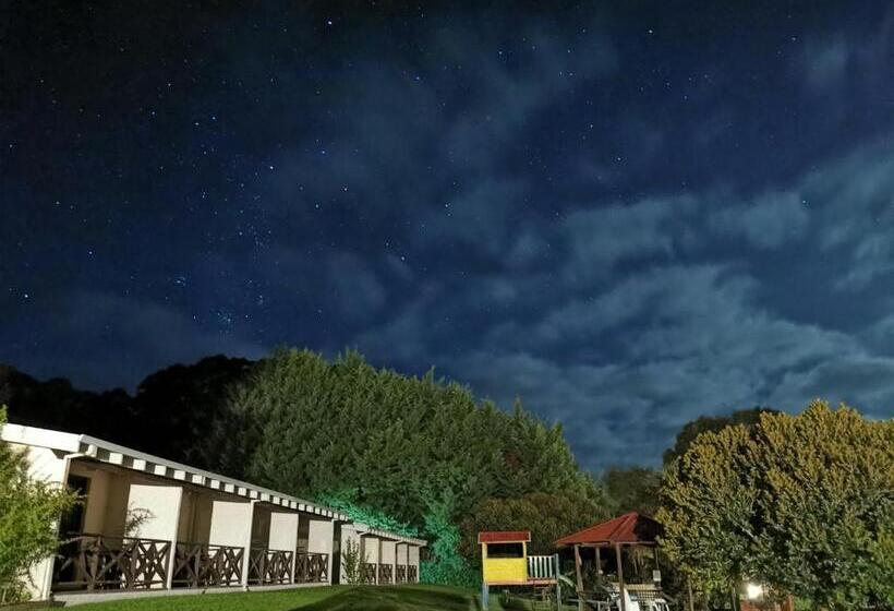 家庭间, Karri Forest Motel