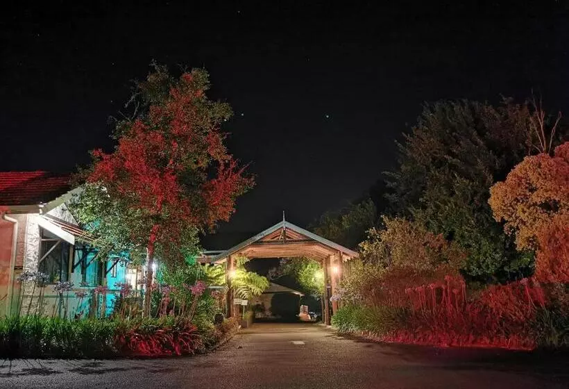 ファミリールーム, Karri Forest Motel