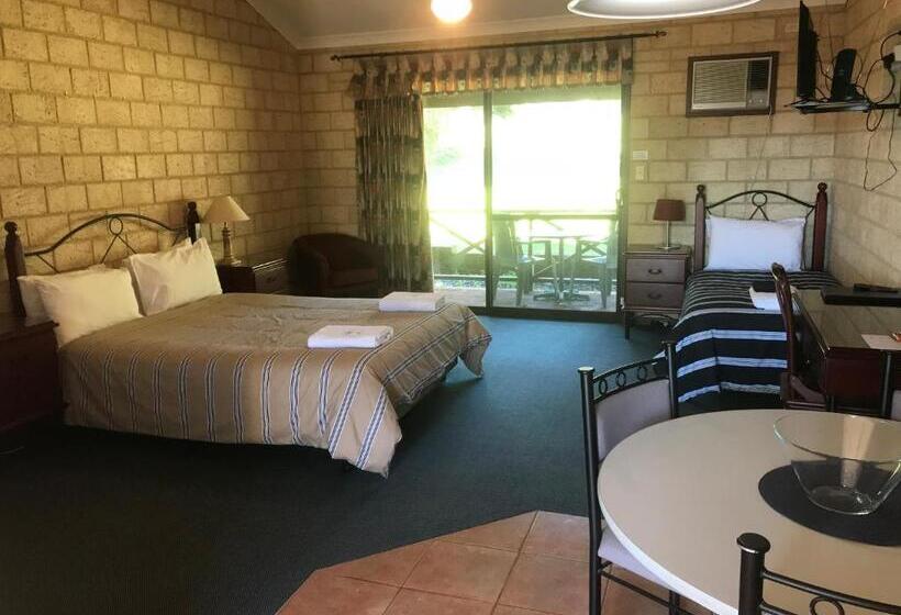 行政房间, Karri Forest Motel