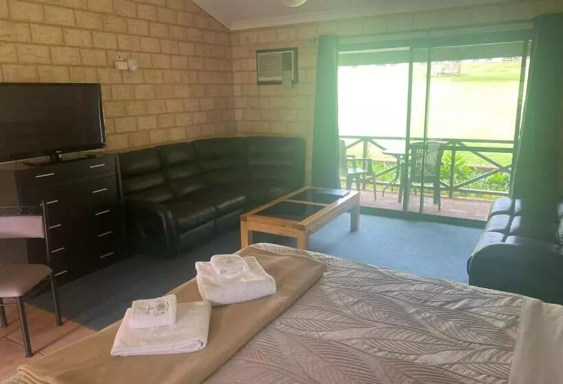 バルコニー付スイート, Karri Forest Motel