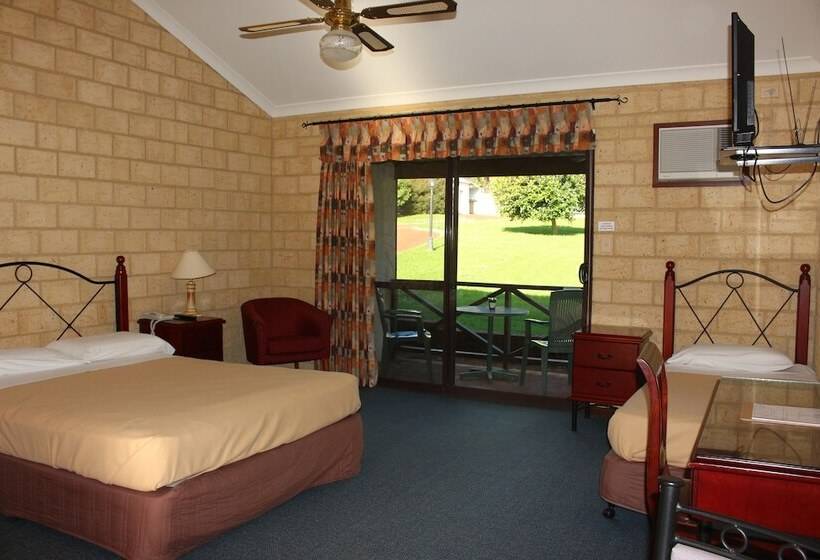 이그제큐티브 룸, Karri Forest Motel