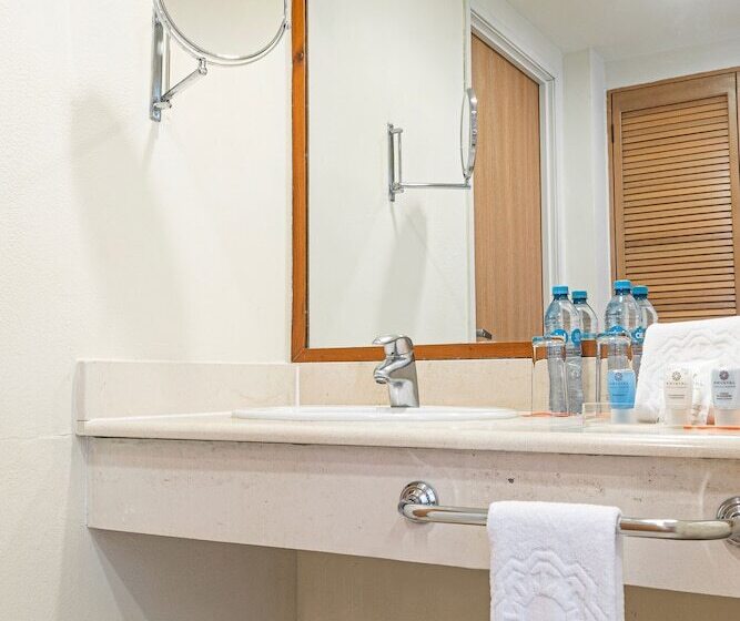 غرفة قياسية مطلّة علي الحديقة, Krystal Grand Puerto Vallarta