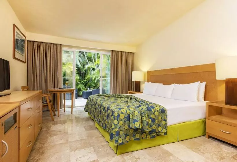 اتاق استاندارد با چشم‌انداز باغ, Krystal Grand® Puerto Vallarta