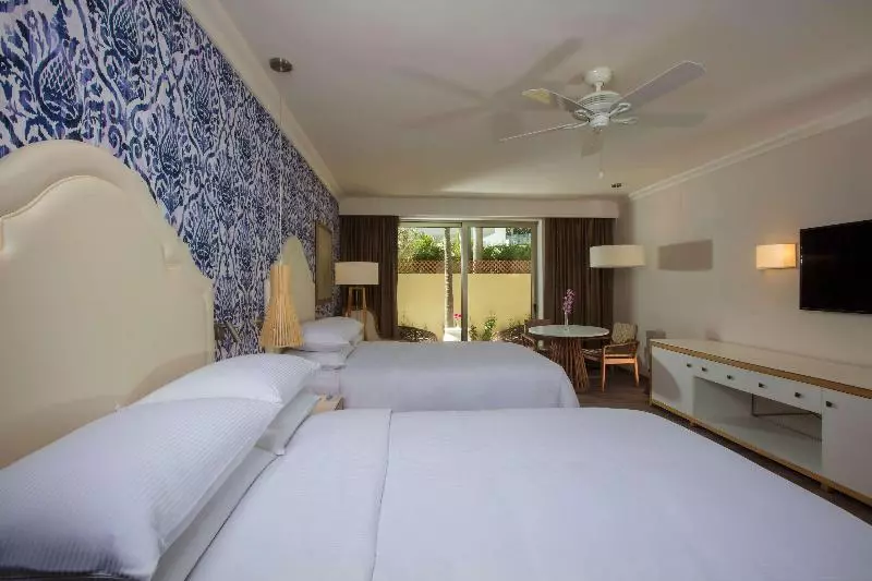 سوئیت جونیور با چشم‌انداز باغ, Krystal Grand® Puerto Vallarta