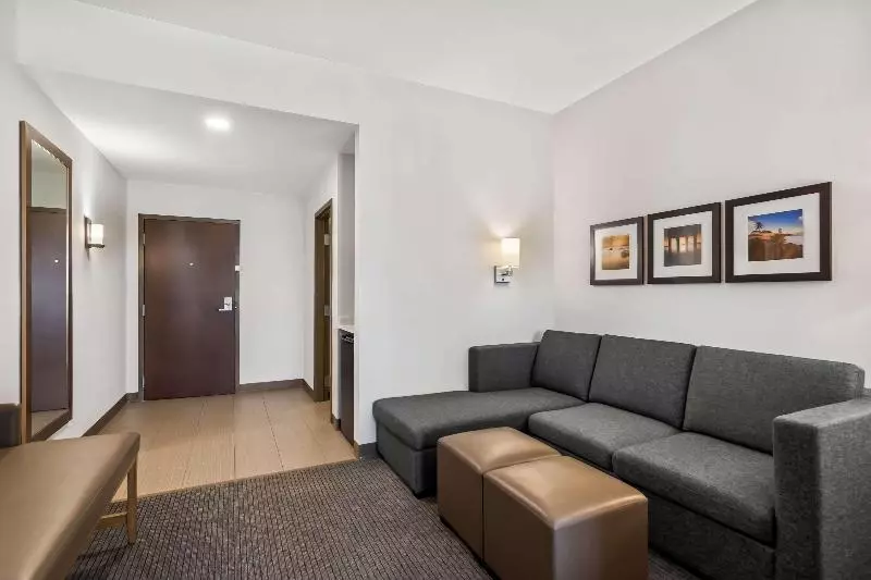 سوئیت جونیور با تراس, Krystal Grand® Puerto Vallarta