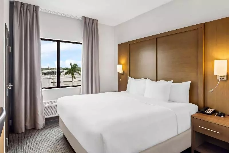 سوئیت جونیور با تراس, Krystal Grand® Puerto Vallarta
