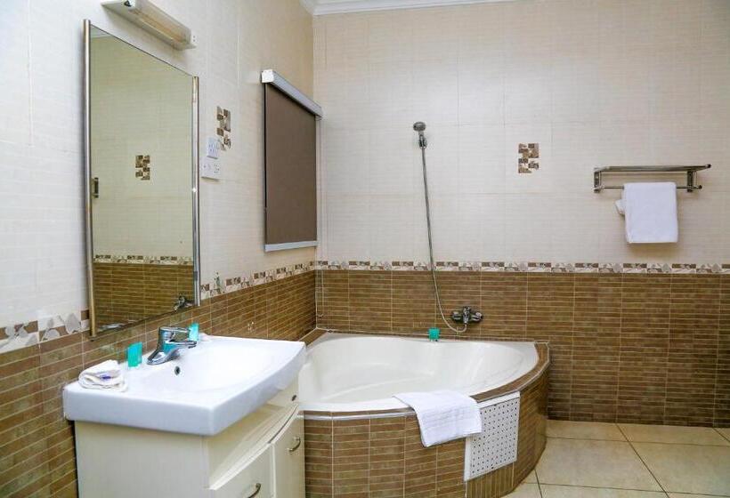 Executive Kamer, Midindi