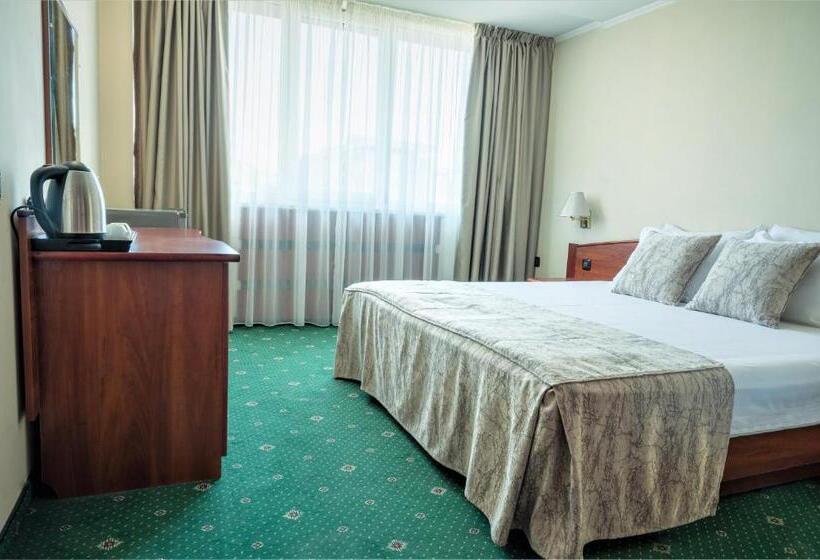 דירת חדר, Orbita