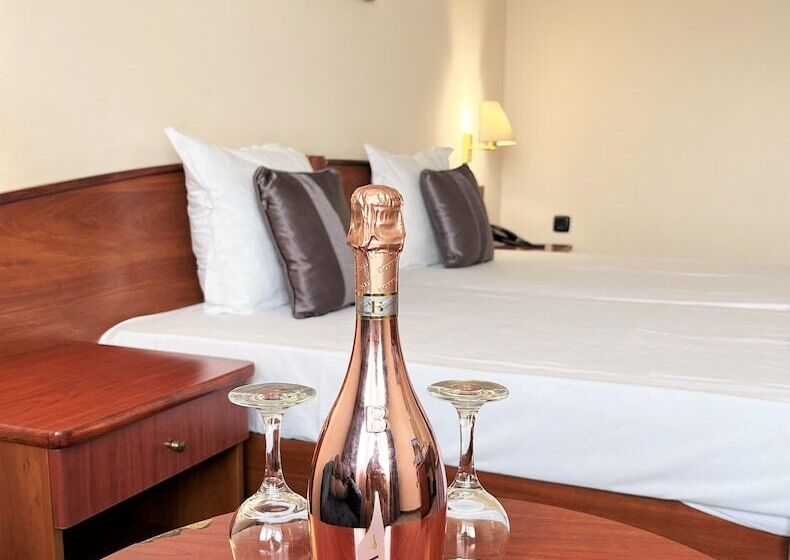 חדר סטנדרט, Orbita