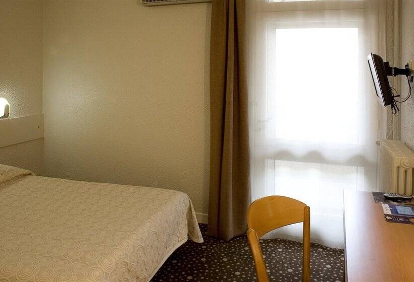 اتاق استاندارد, Ours Blanc  Place Victor Hugo