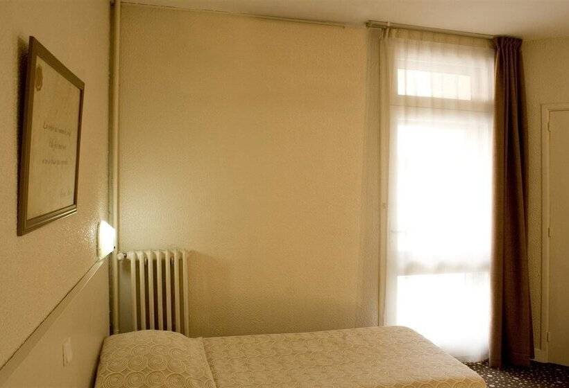 اتاق استاندارد, Ours Blanc  Place Victor Hugo