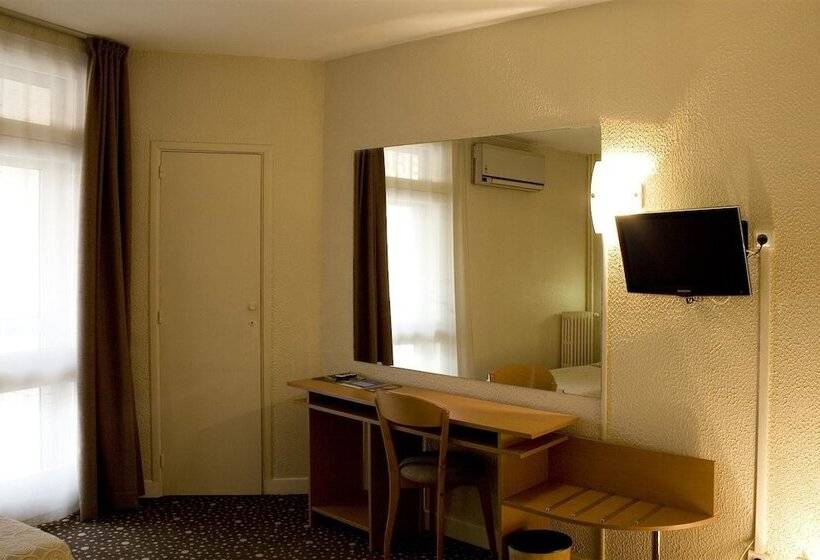 اتاق استاندارد سه نفره, Ours Blanc  Place Victor Hugo