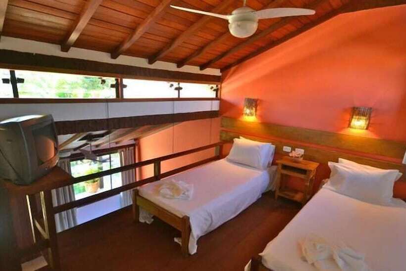 四人高级间, Pousada Da Ferradura