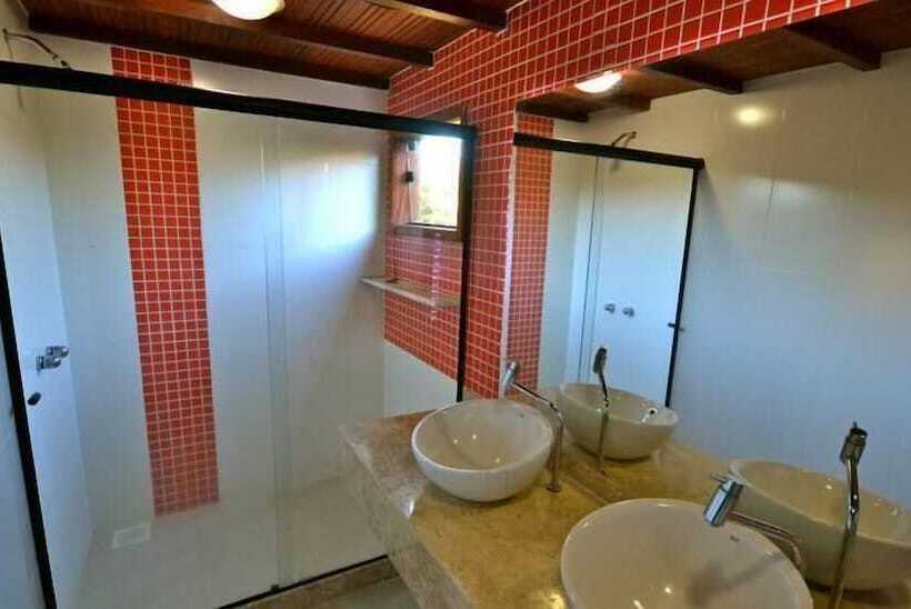 四人高级间, Pousada Da Ferradura